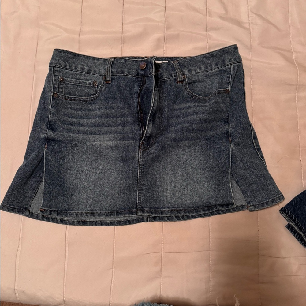 Tinseltown Mini Skater Skirt with Slit